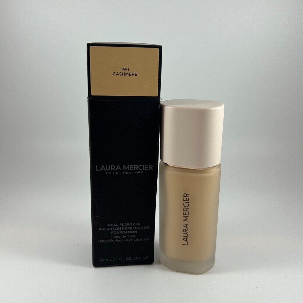 Laura Mercier Real Flawless‎ Weightless Perfecting Foundation - 1W1 Cashmere